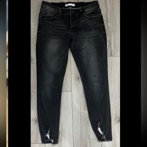 KanCan Maurices | dark wash distressed ankle skinny |size 30